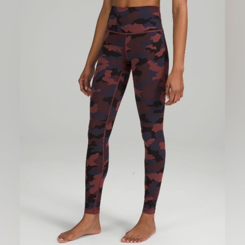 LIKE NEW lululemon camo smoky red HR leggings size 0 25” no signs of wear